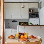 Apartament Serenty - 1br Eiffel Tower & Rue Cler Paryż