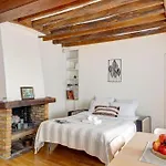 Serenty - 1br Eiffel Tower & Rue Cler Apartament
