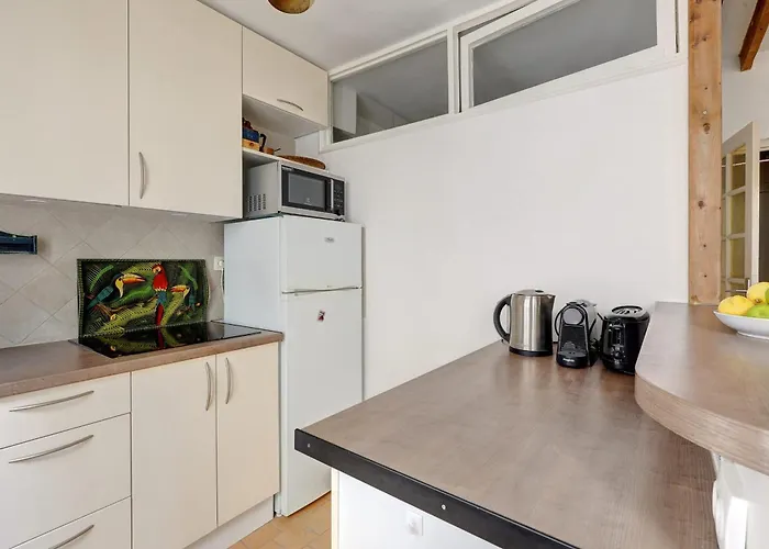 Serenty - 1br Eiffel Tower & Rue Cler *