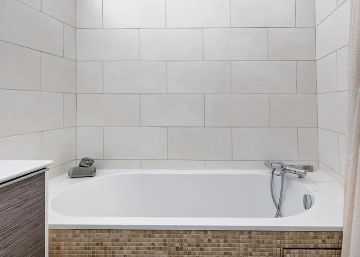 شقة Serenty - 1br Eiffel Tower & Rue Cler *